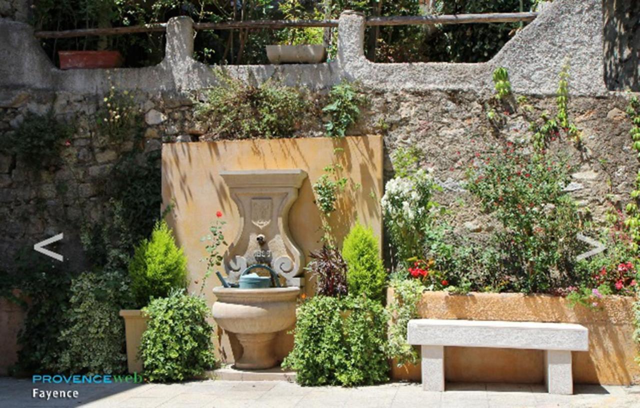 Bed and Breakfast L'Essens Fayence Exterior foto